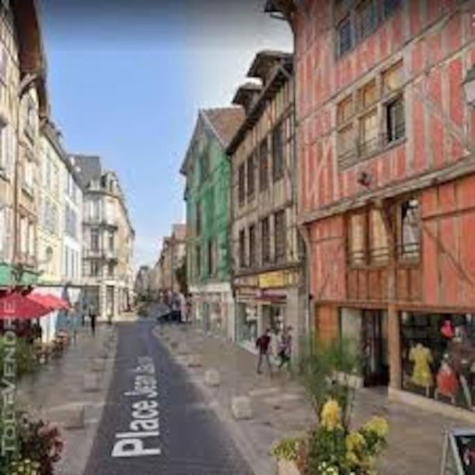 Cocoon Standing - Coeur Historique De Troyes 아파트 외부 사진